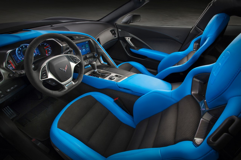 Illustration for article titled The 2017 Corvette Grand Sport Is A Track-Tastic Z06 Without A Supercharger